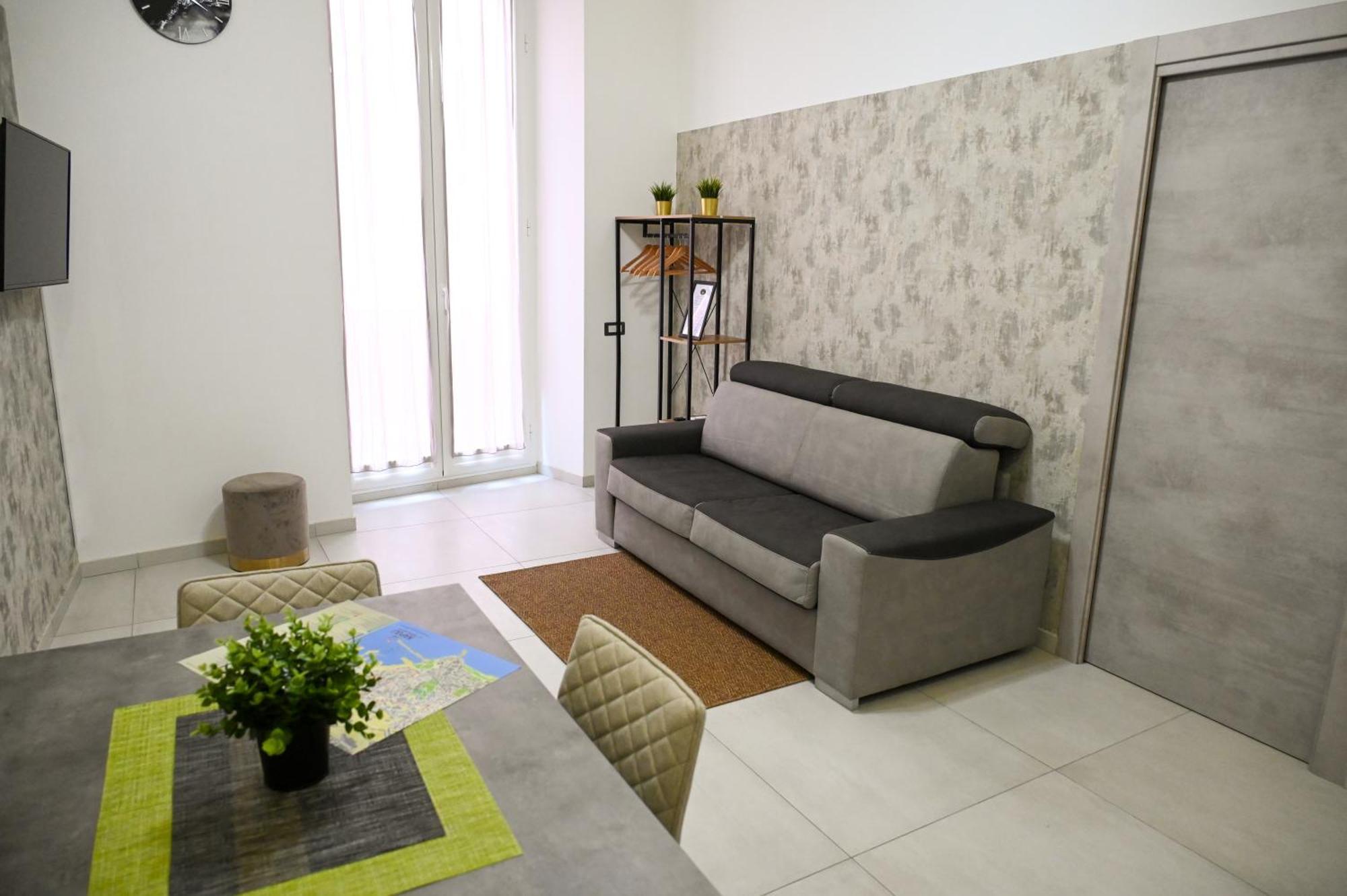 Victry'S Houses Chiaia Napoli Bagian luar foto
